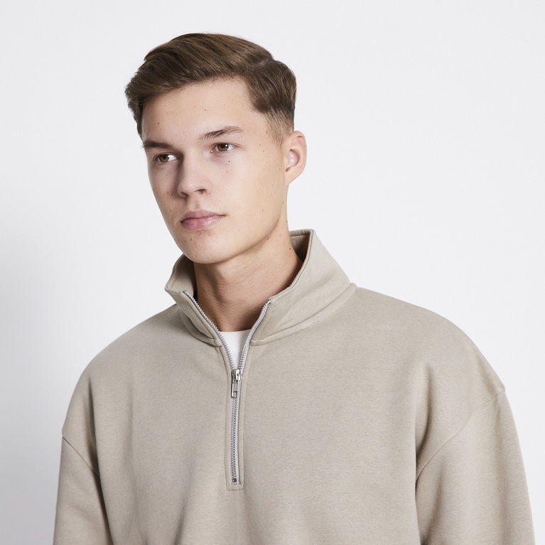 RUFFLOG®︎ HALF ZIP よくっ SWEATSHIRT BEIGE